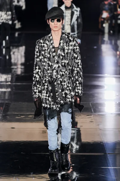 Look 52